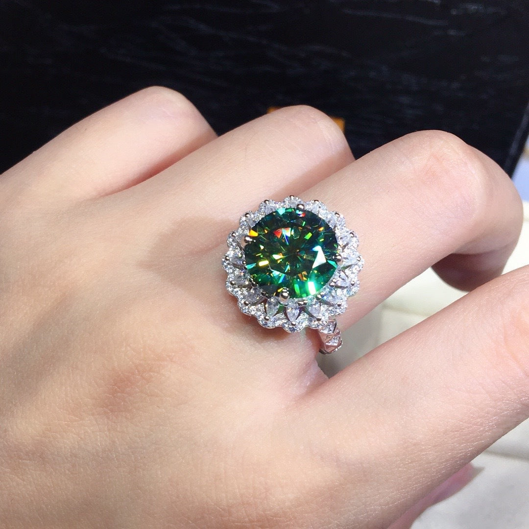 Emerald Green Moissanite Sunflower Halo Ring