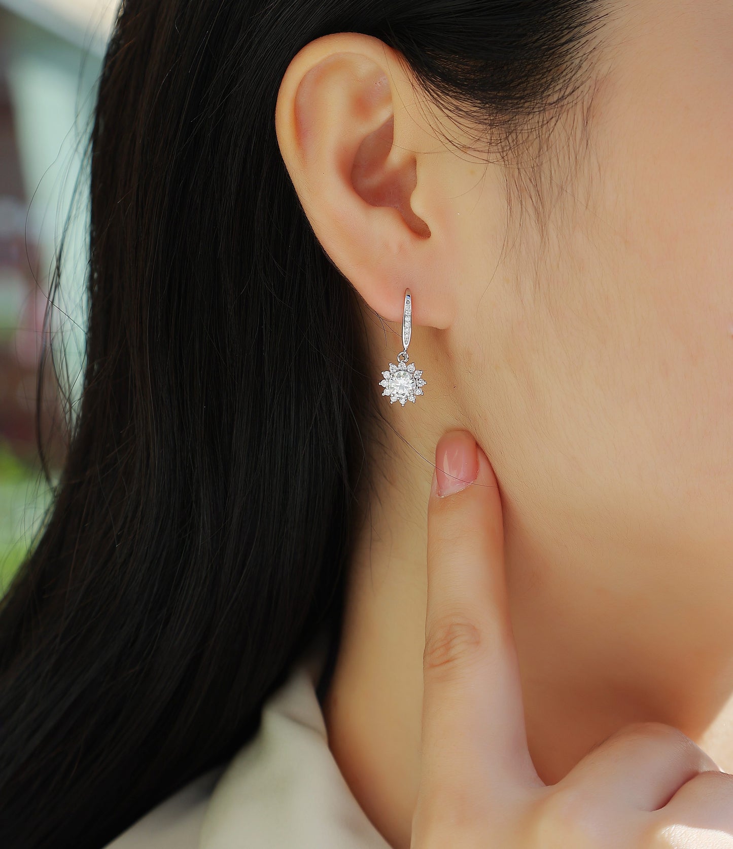 Radiant Snowflake Moissanite Drop Earrings in S925 Silver