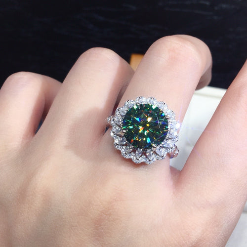 Emerald Green Moissanite Sunflower Halo Ring