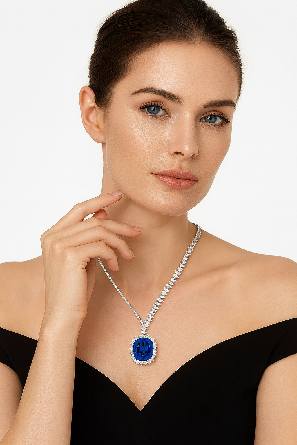 Exquisite Sapphire & 925 Silver Pendant Necklace